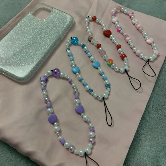 5/$20 (ENTIRE SHOP CLEARANCE) Lavender / purple phone strap 💜 - Picture 3 of 4